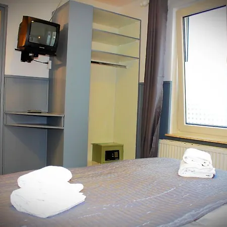 Dupuis Hotell 2*