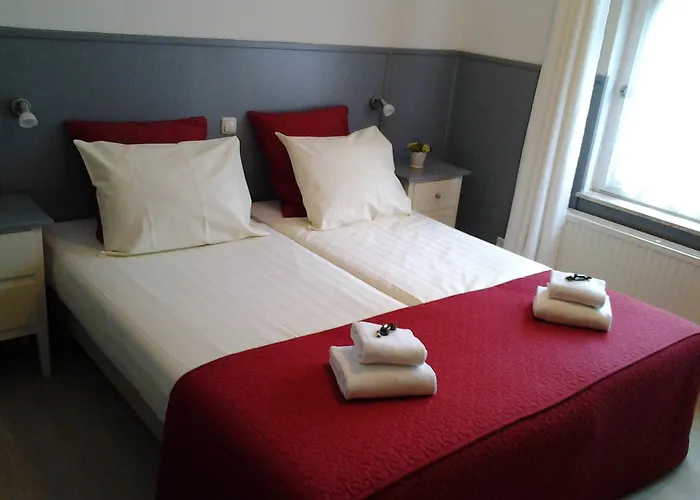 Hotel Dupuis 2*
